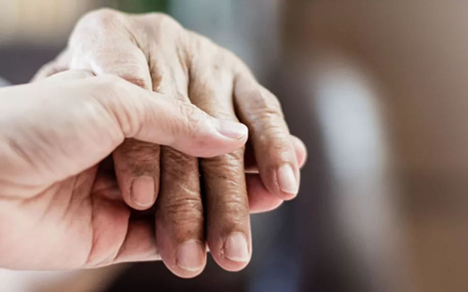 News_Savings and insurance industry could help more people